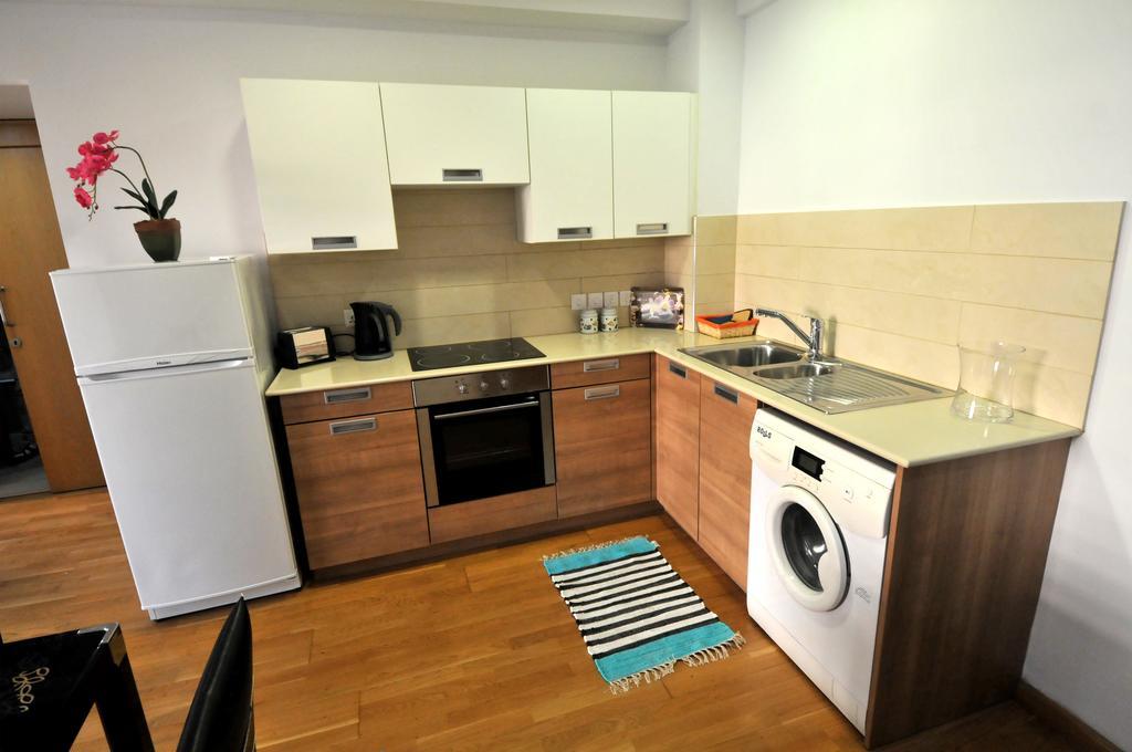 Ithaki Phinikoudes Apartment No. 105 Lárnaca Habitación foto